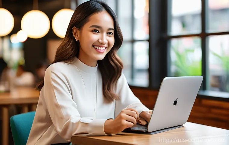 콘텐츠 크리에이터로서의 자기 개발 방법 - **Prompt:** A cheerful Malay female content creator, in her mid-20s, with a warm smile, wearing a mo...